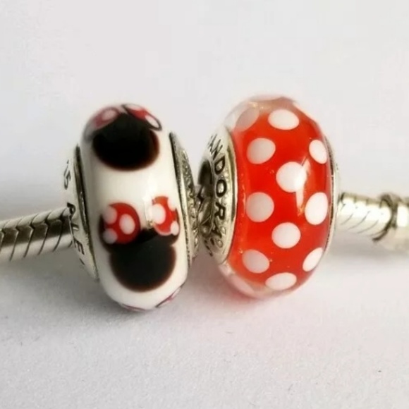 Pandora Jewelry - Pandora Minnie Mouse Murano bead set.